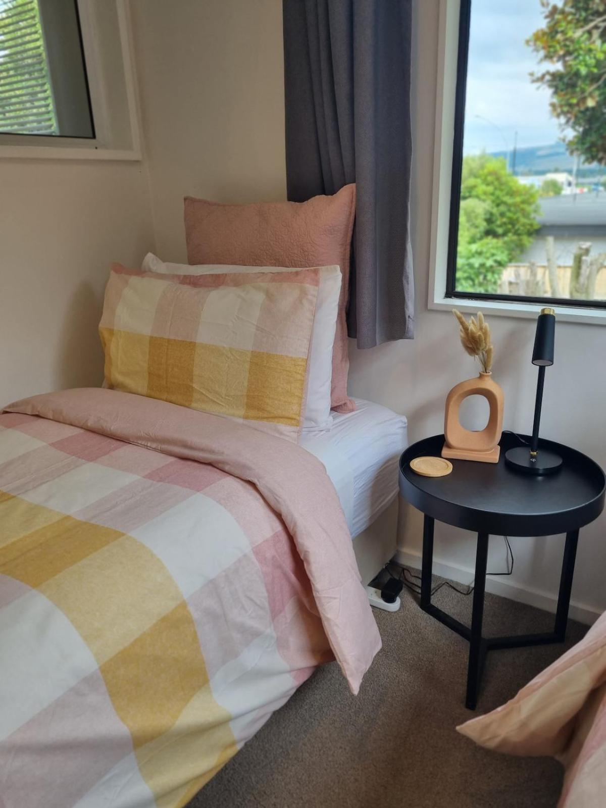 The Tuis Nest Vila Taupo Exterior foto