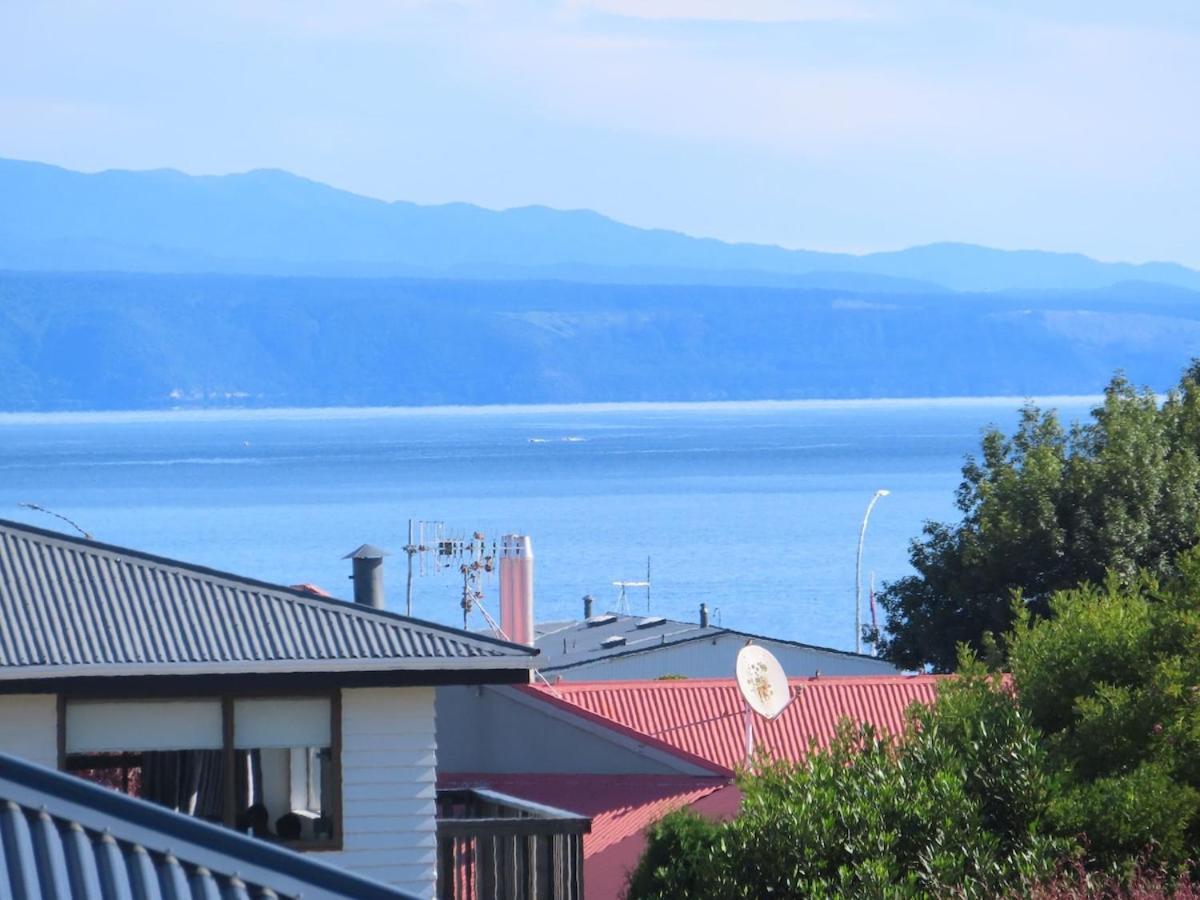The Tuis Nest Vila Taupo Exterior foto